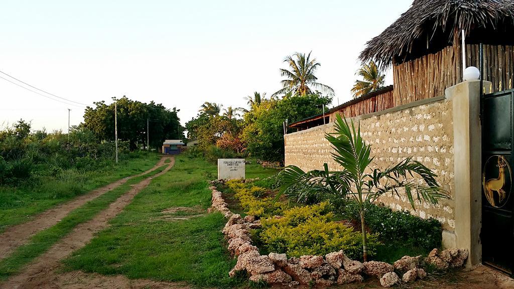 Diani Hostel 디아니 해변 외부 사진