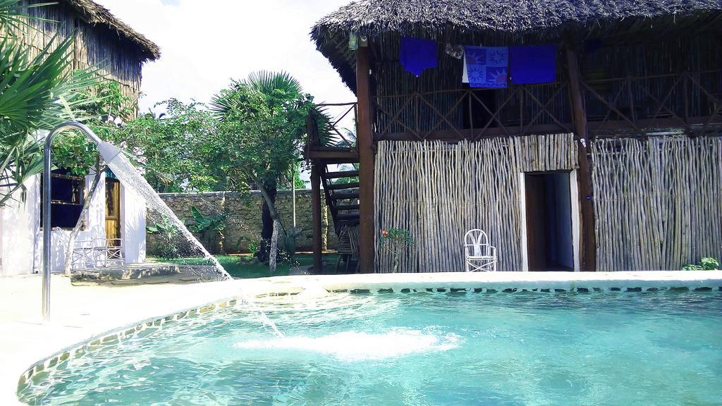 Diani Hostel 디아니 해변 외부 사진