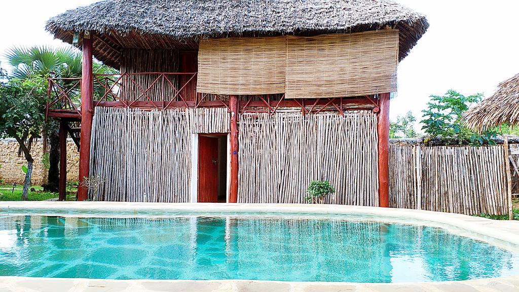Diani Hostel 디아니 해변 외부 사진