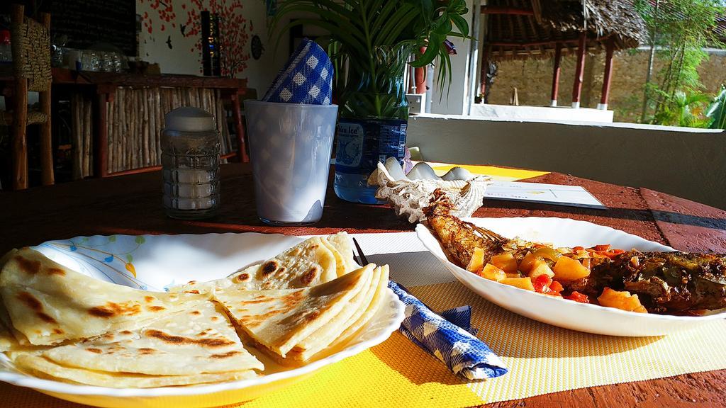 Diani Hostel 디아니 해변 외부 사진