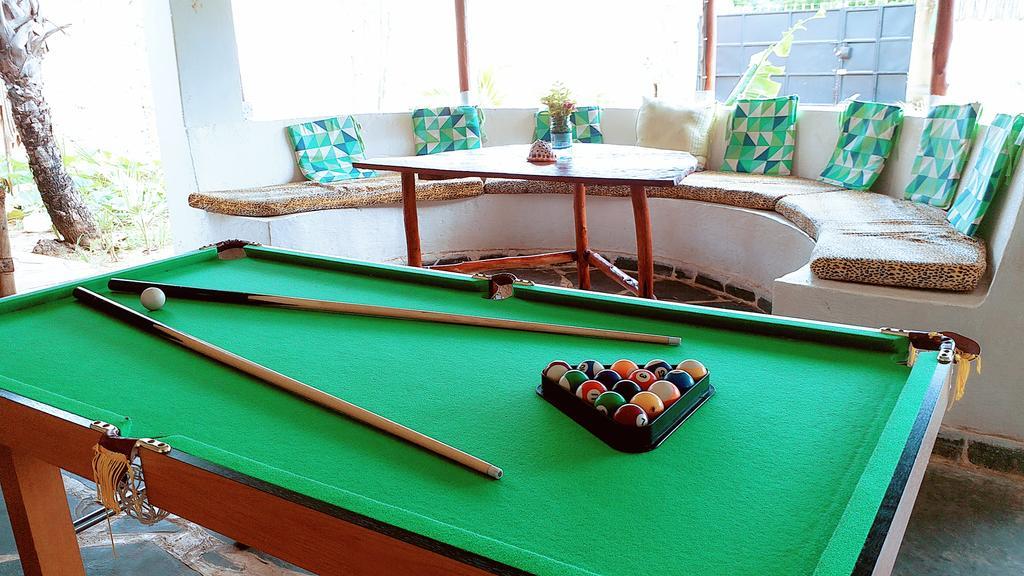 Diani Hostel 디아니 해변 외부 사진