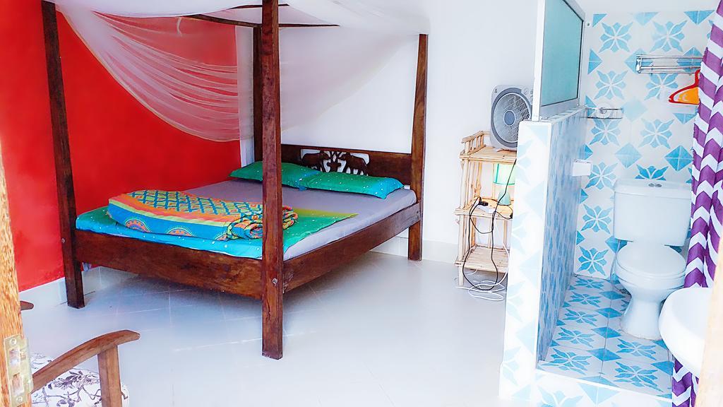 Diani Hostel 디아니 해변 외부 사진