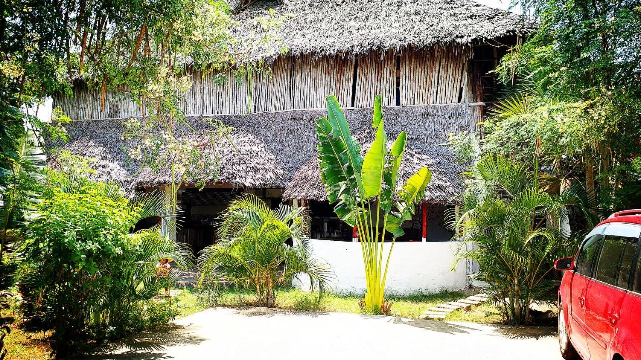 Diani Hostel 디아니 해변 외부 사진